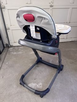 Graco Blossom 6-in-1 Convertible High Chair – CASH ONLY