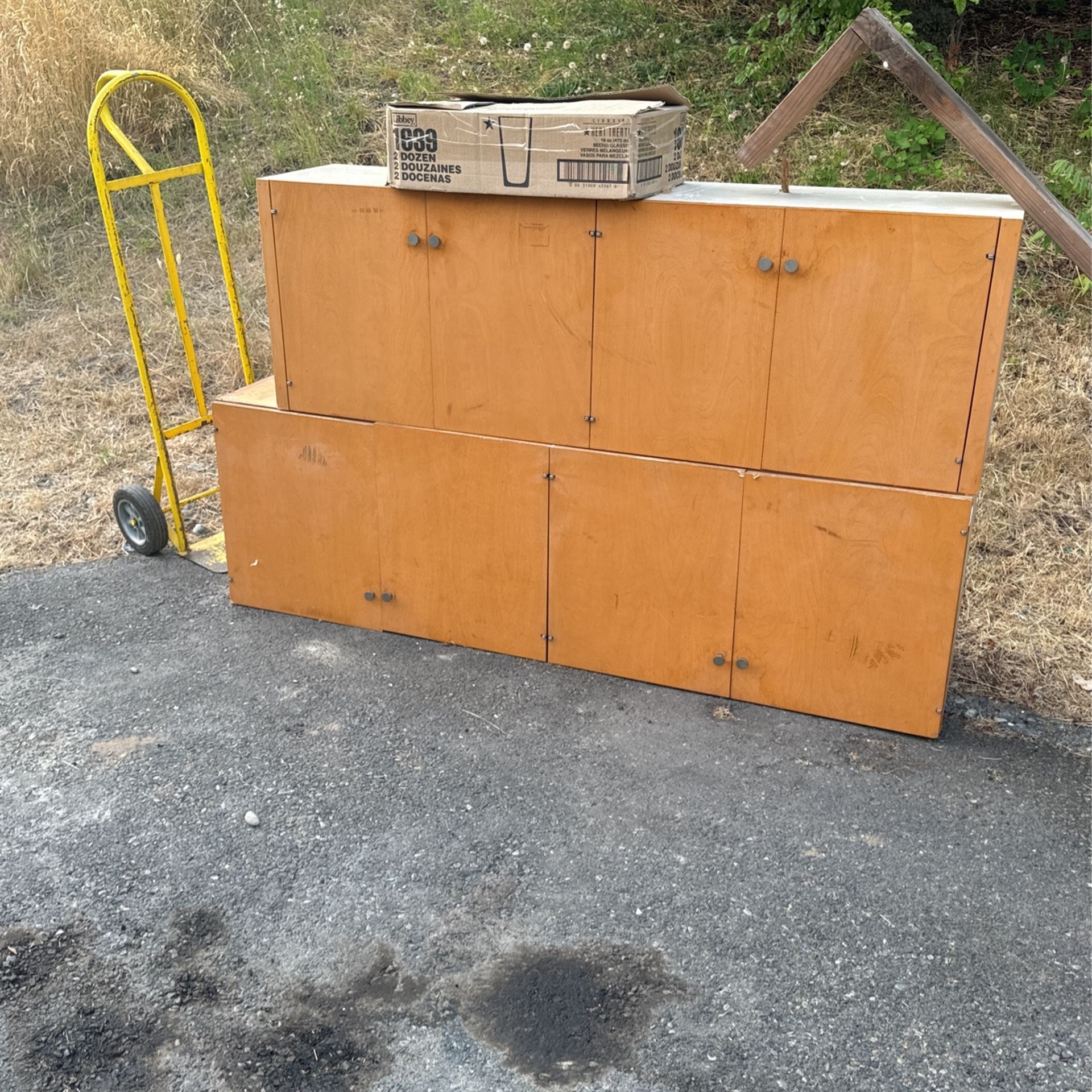 Free Cabinets