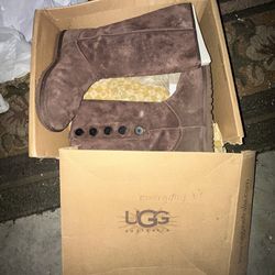 Uggs Women’s Size 9