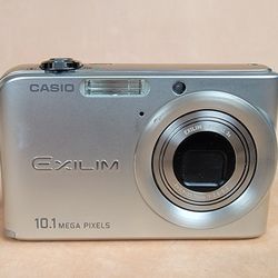 Casio Exilim Z1000 digital Camera Point And Shoot
