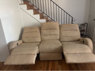 3-Seat Reclining Sofa – Both Ends Recline