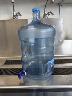 5 gallon bottle with NEW spigot & cap