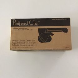 Deluxe Cheese Grater by Pampered Chef 