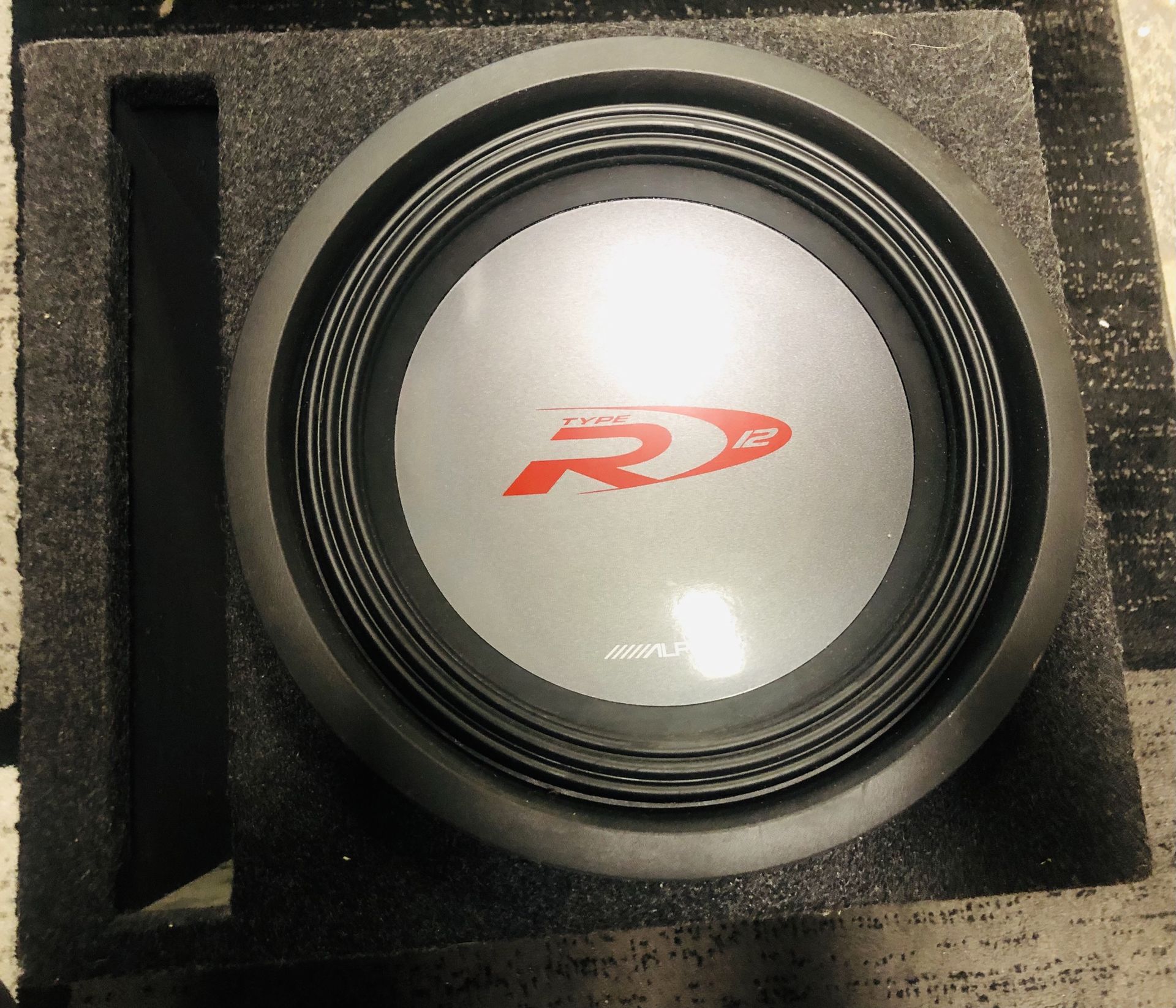 ALPINE TYPE R 12” SUB