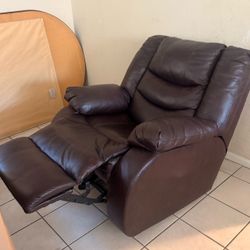 Recliner chair