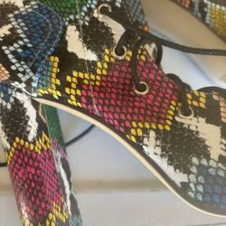 COLOR PATTERN BOOTS LACE UP