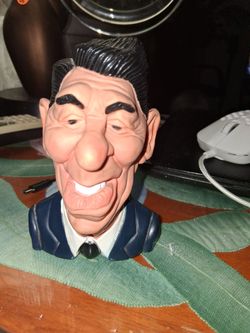Bush and Regan plastic figurine