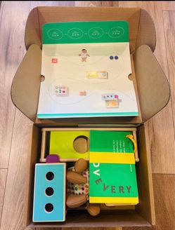 Lovevery Play Thinker Kit Baby Toy Set