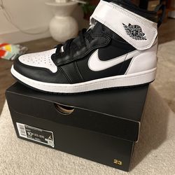 Air Jordan 1HI flyease 