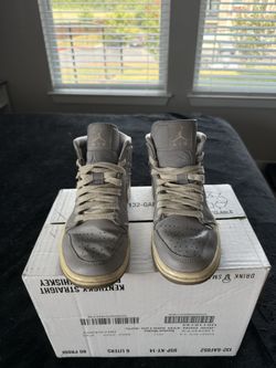 Air Jordan 1 Mid’s