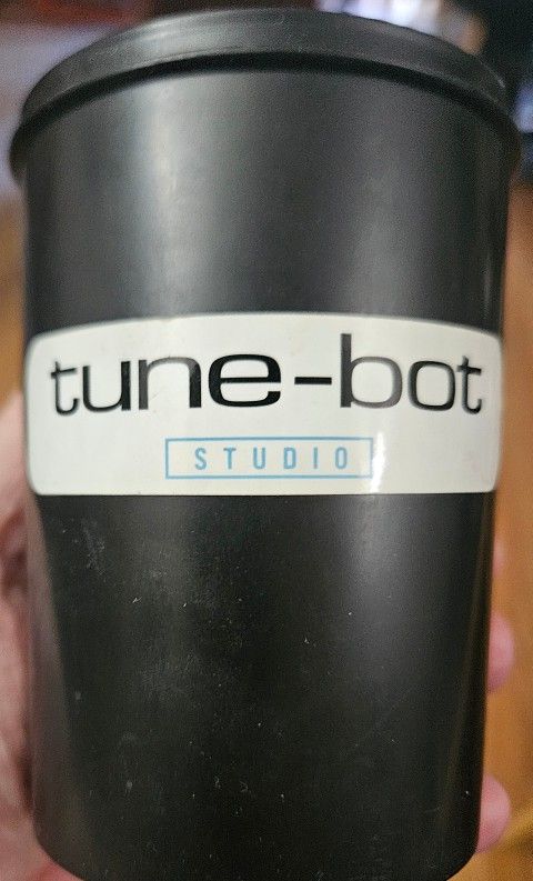 Studio Tune- Bot 