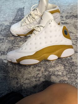 Shoes ( Jordans )