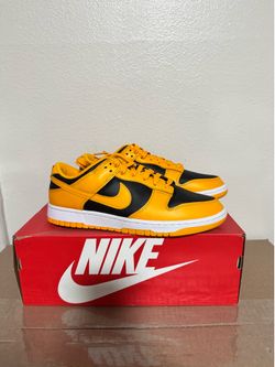 Nike Dunk Low Black/Goldenrod