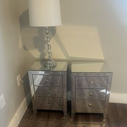 Set of 2 Silver Accent Chests – Glam Style