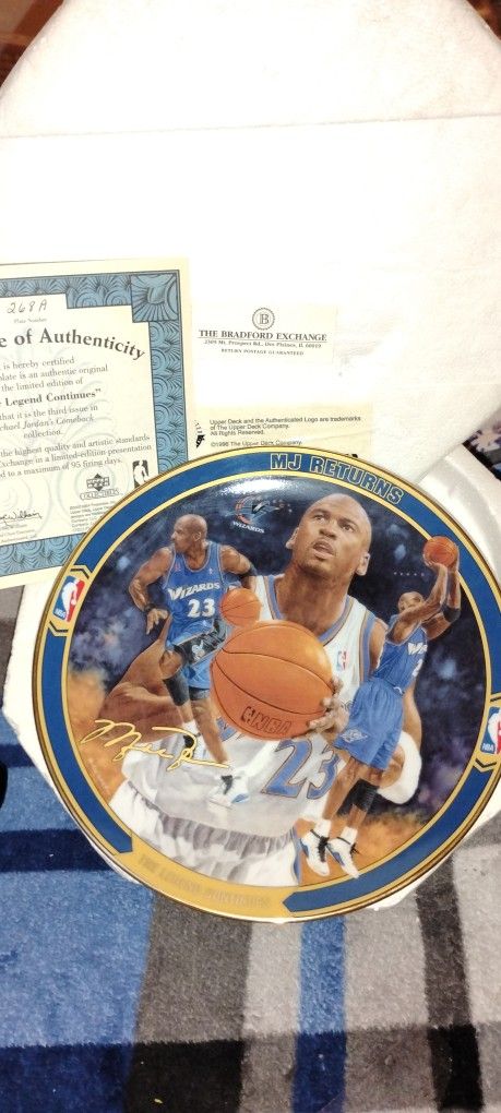 Lot Of 4 Michael Jordan Plates With Authenticity Paper On Each Plate! The Bradford Exchange