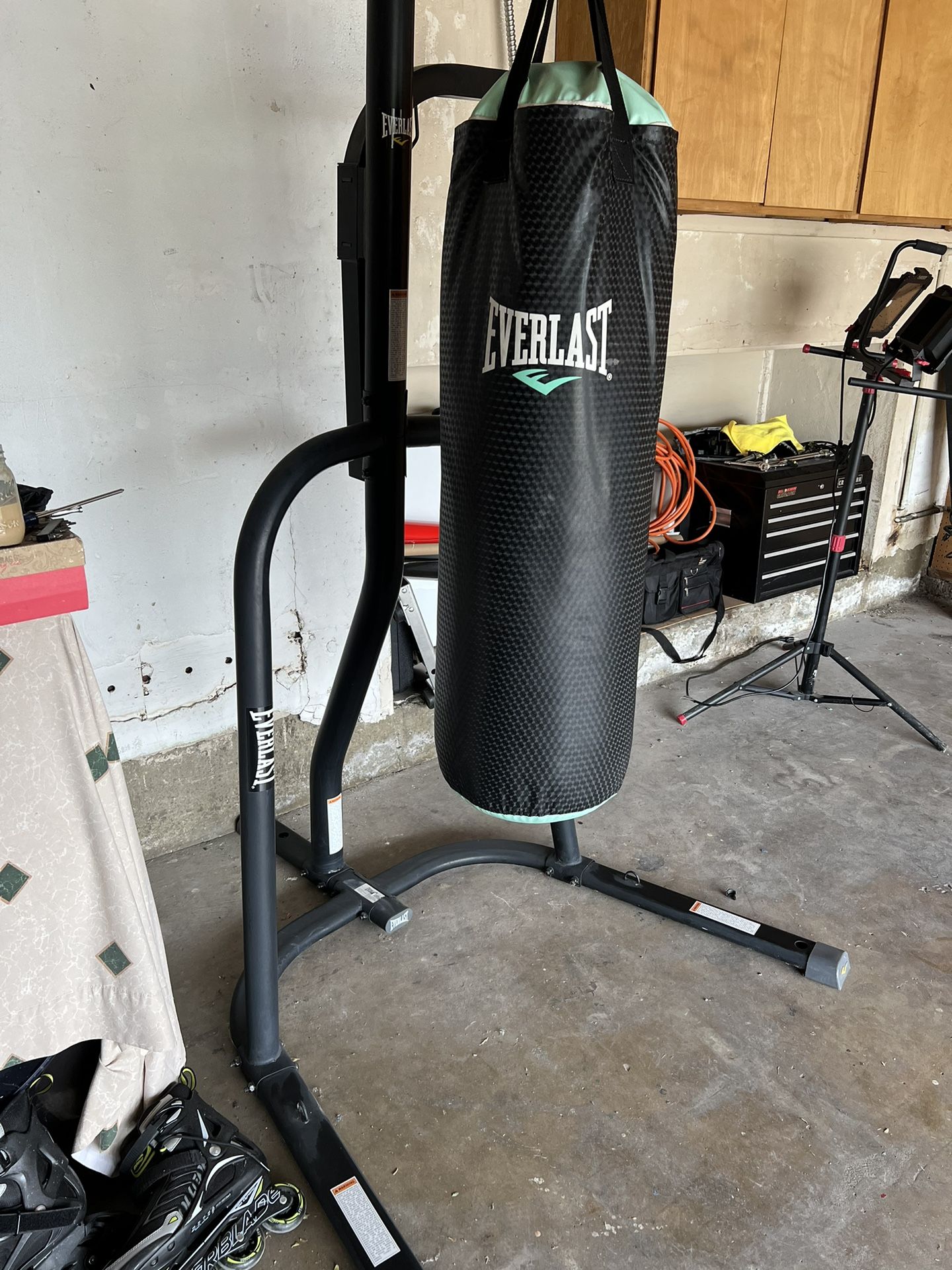Punching Bag Heavy Bag & Stand