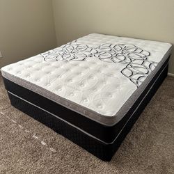 Queen Size Mattress Pillow Top 12"     We Offer Same Day Delivery  New Mattress 