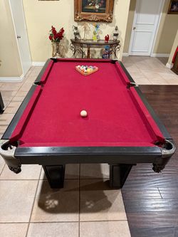 Pool table