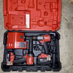 Milwaukee Drill Set