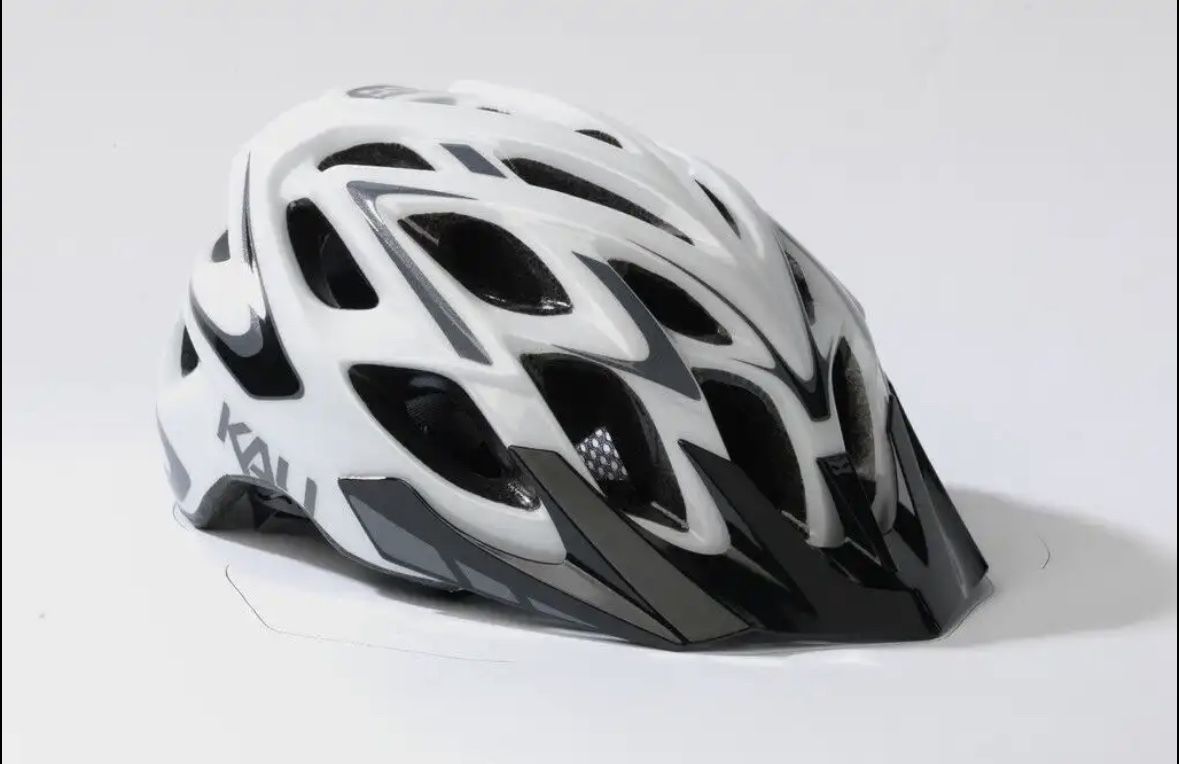New Adult KALI Protectives Chakra Plus Helmet Medium/Large Black/White