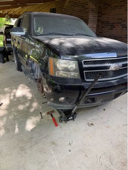 2011 Chevy Tahoe parts only