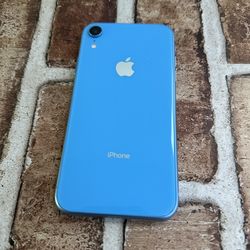 iPhone XR (64GB) Unlocked / Liberado
