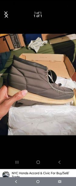 Brand New Clarks Wallabies Quilted Size 10.5