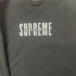Supreme Sweater (LARGE)