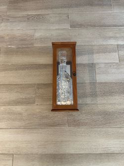 VTG Jack Daniel’s Old No. 7 1904 Gold Medal Decanter w/Original Booklet & Display