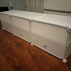 Shoe compartment