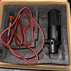 Brand New Fifine Xlr Microphone Comes With Chord 