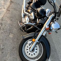 Cruiser Motorcycle $2000