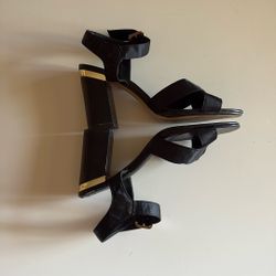 Women Black Sandals Size 38