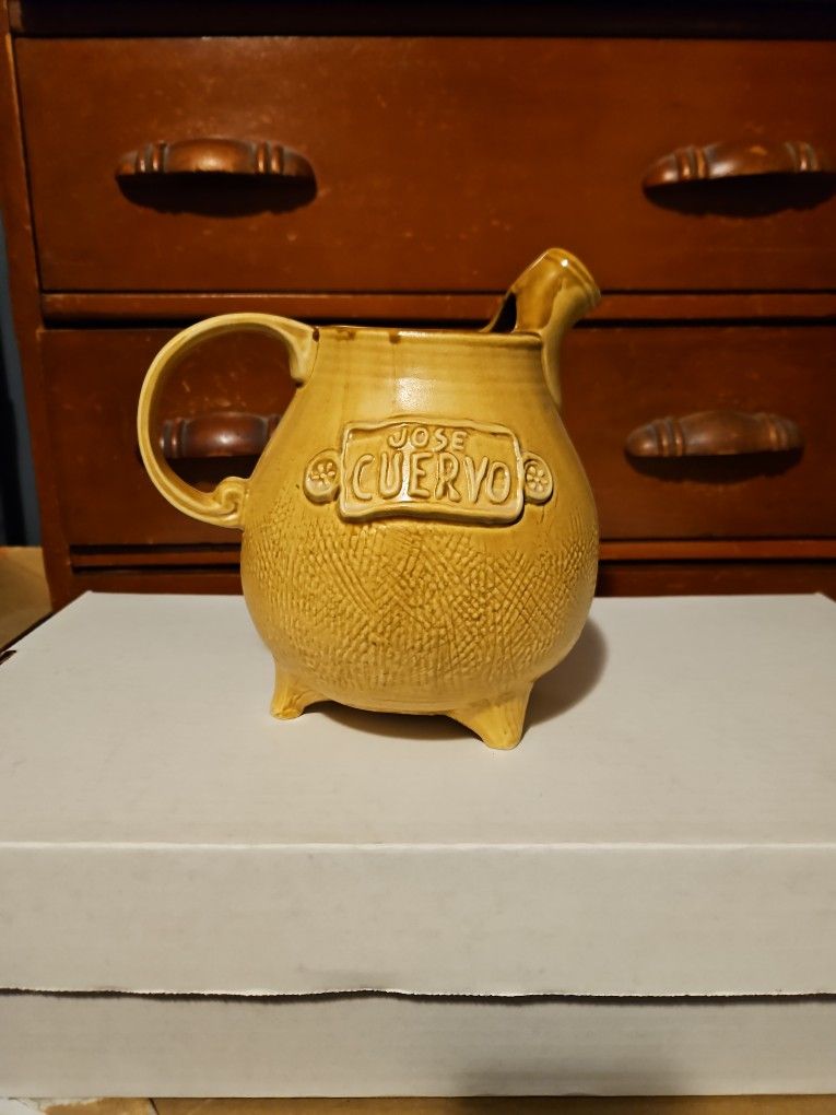 José Cuervo Pitcher - Medium Size