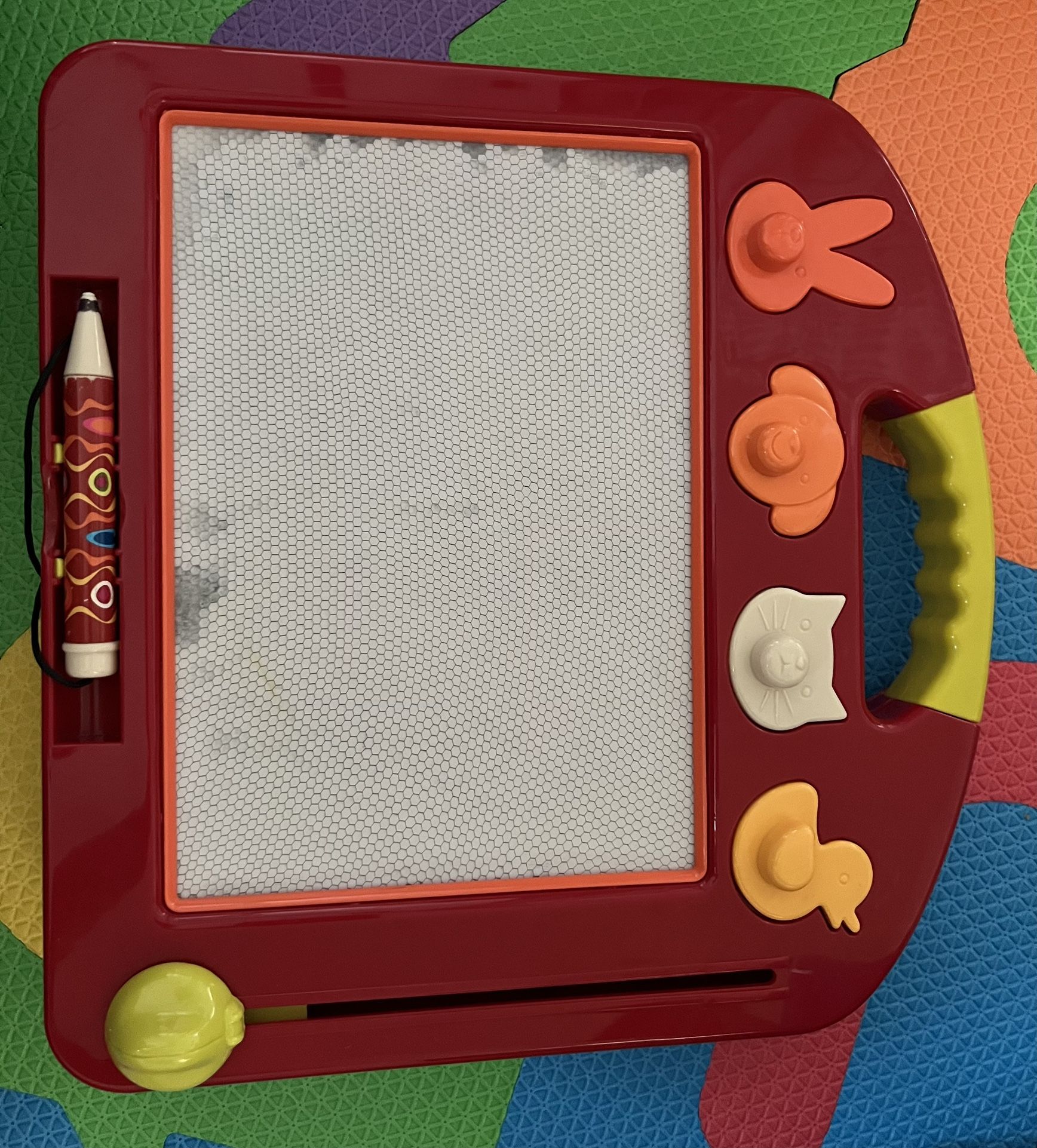 Magnetic Drawing Board With 4 Stamps