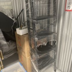 BLACK SHELVING UNIT