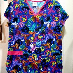 Peace Sign Scrub Top size Woman's Small 