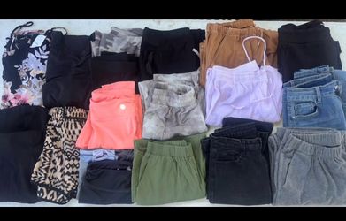 Women's Size Medium Clothes