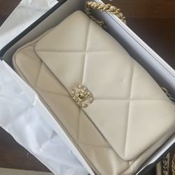 Black And White Quilted Bag