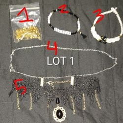 Random Jewelry 2: Necklaces And Bracelets 
