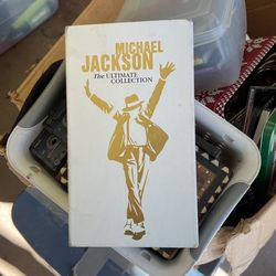Michael Jackson’s The Ultimate Collection CD