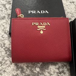 Brand New Prada Wallet 
