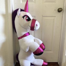 Big stuffed Unicorn