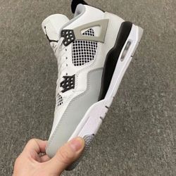 Jordan Air Jordan 4 Retro “Military Black” Unisex Sizes