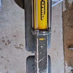 Hydraulic  Tools Nèd To Sell ASAP Obo