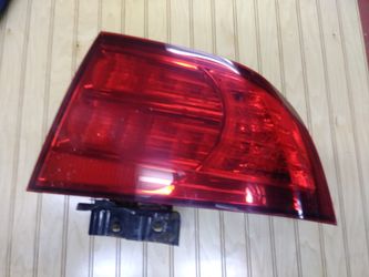 06 Acura TL right side tail light