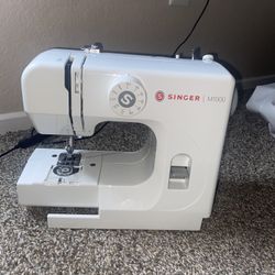 Sewing Machine 30$ Las Vegas Nv, (Blue Diamond Area)