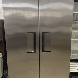 True Reach In Commercial Restaurant Refrigerator