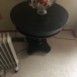 Bassett End Table Beautifully Refinished