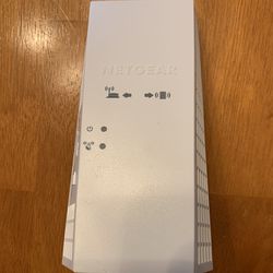 Netgear Dual-band WiFi Mesh Extender EX6400